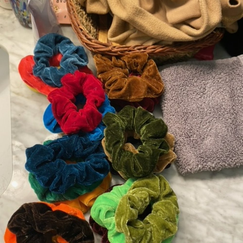 Scrunchie Bundle - Picture 6 of 6